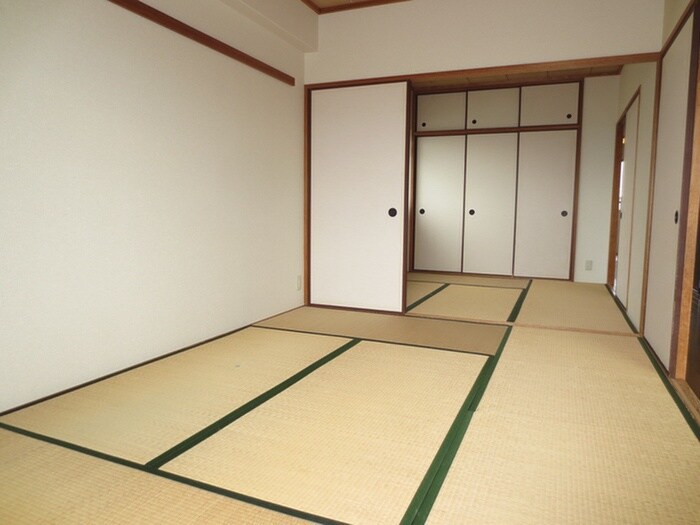 物件内観写真12　(居室)