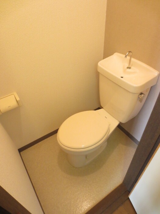 物件内観写真13　(トイレ)