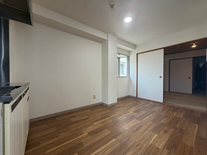 物件内観写真19　(廊下)