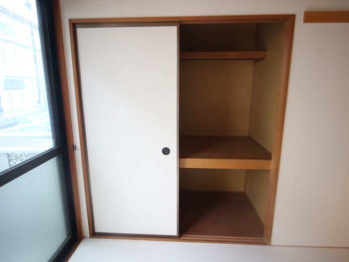 物件内観写真13　(収納)