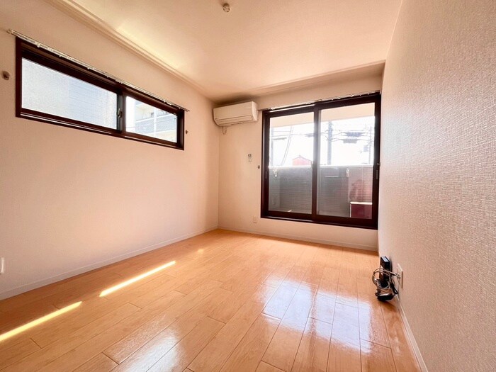 物件内観写真9　(居室)