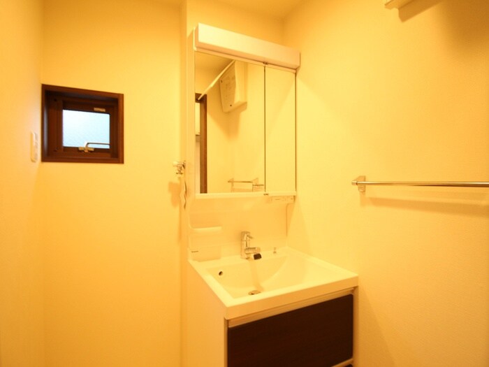 物件内観写真11　(洗面)