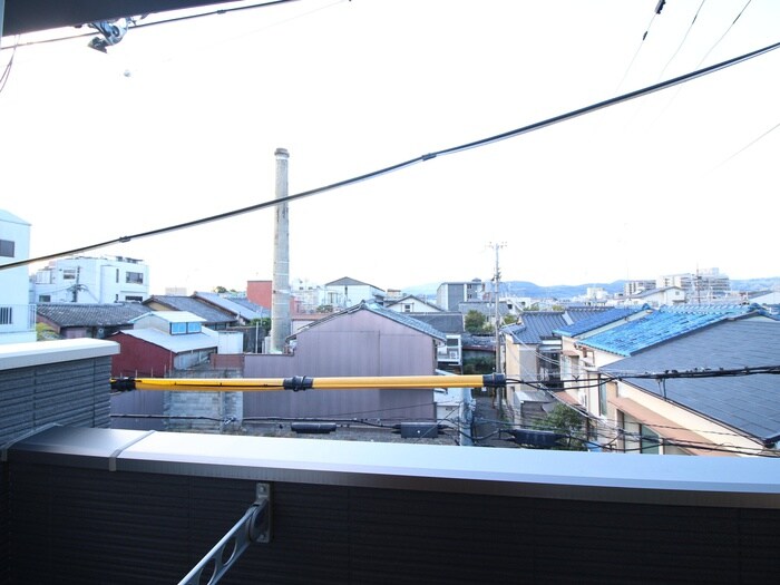 物件内観写真17　(室内からの展望)