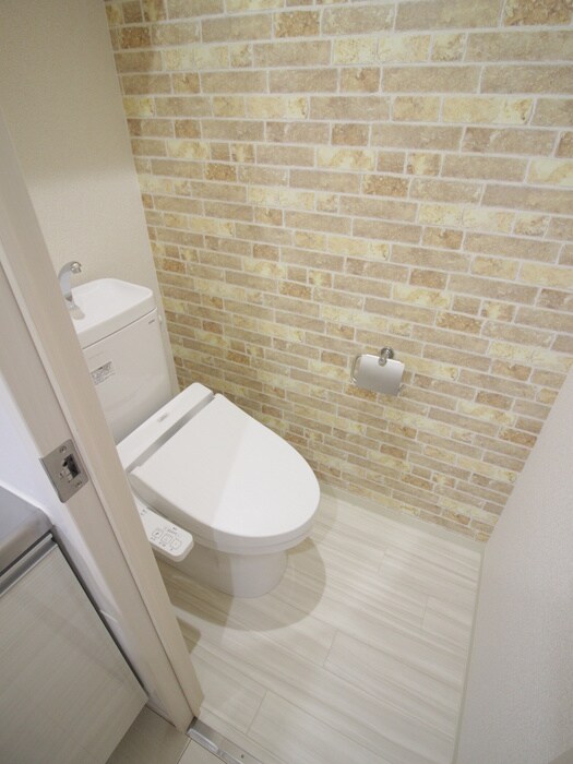 物件内観写真11　(トイレ)