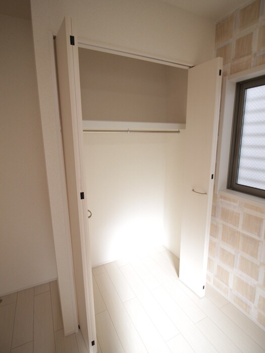 物件内観写真14　(収納)