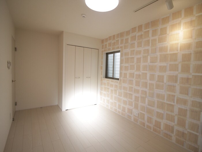 物件内観写真18　(居室)