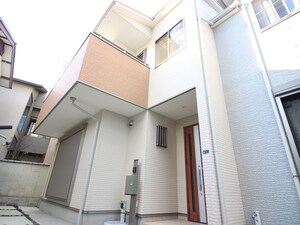 北桜塚２丁目テラスハウス外観写真