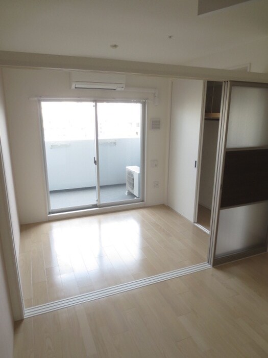 物件内観写真11　(居室)