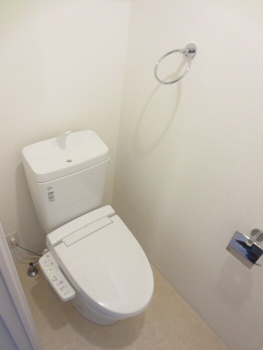 物件内観写真13　(トイレ)