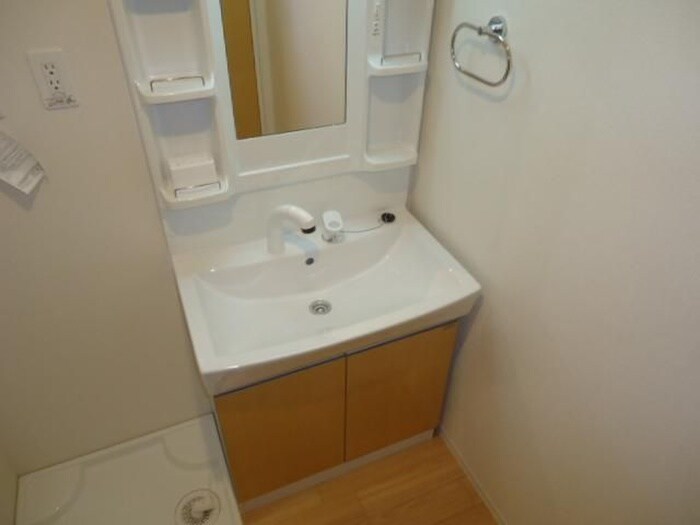 物件内観写真7　(洗面)