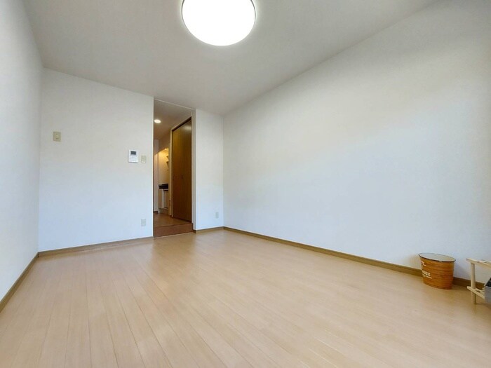 物件内観写真5　(居室)