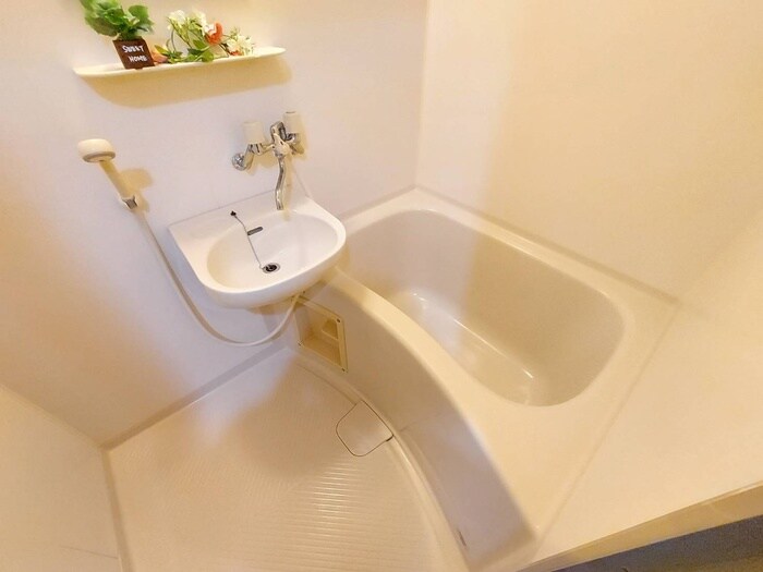 物件内観写真12　(バス／シャワールーム等)