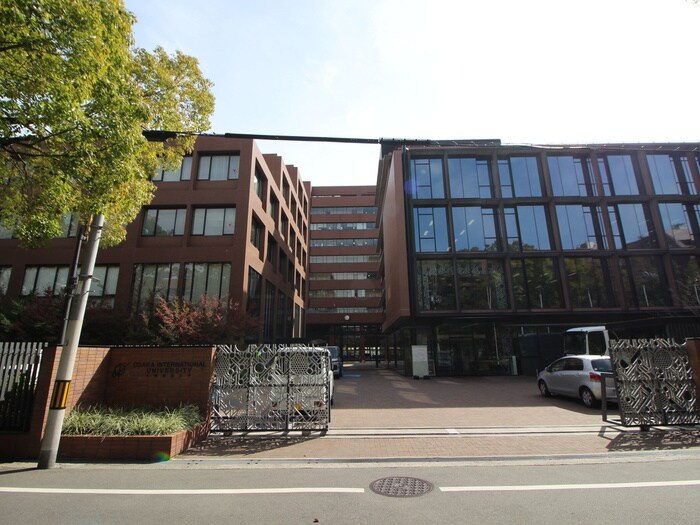 大阪国際大学