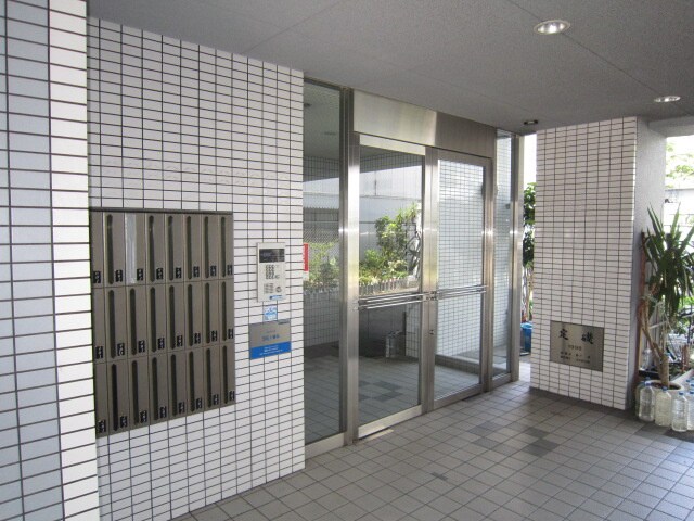 ライズイングサンのエントランス部分