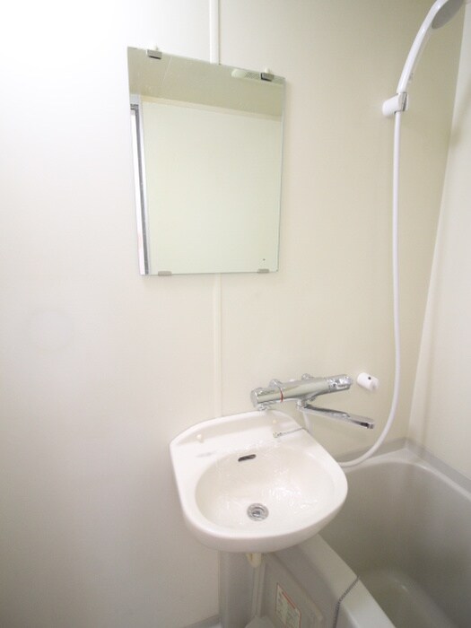 ライズイングサンの洗面