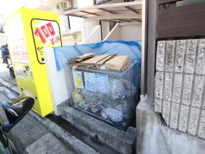 物件外観写真4　(建物設備)