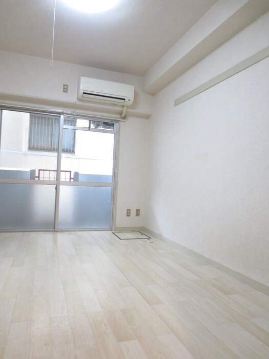 物件内観写真12　(居室)