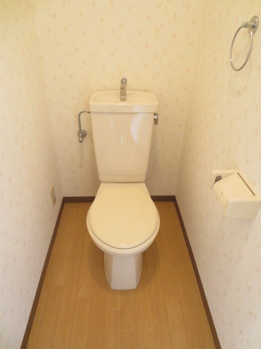 物件内観写真15　(トイレ)