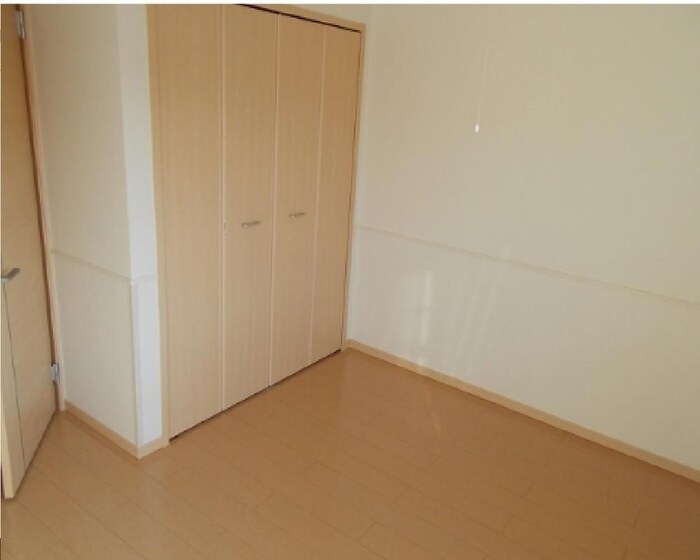 物件内観写真13　(収納)