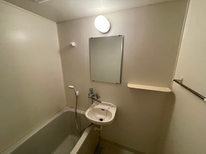 物件内観写真10　(洗面)