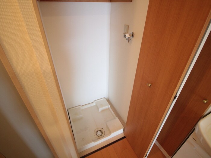 物件内観写真20　(洗濯機置場)