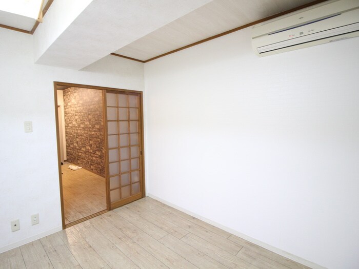物件内観写真22　(居室)