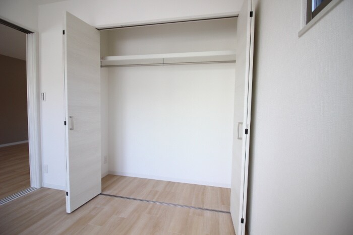 物件内観写真11　(収納)