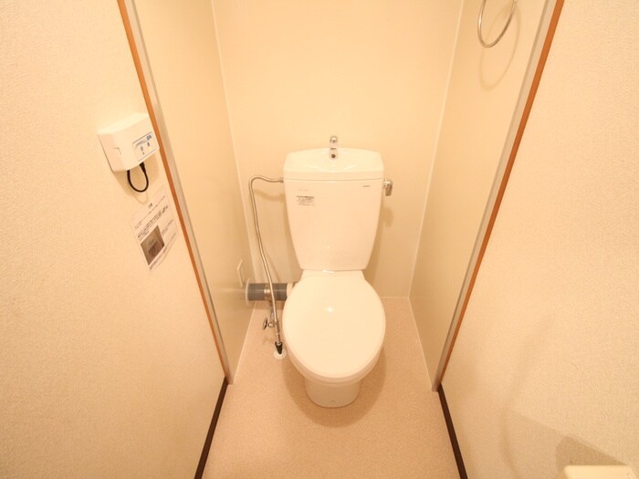 物件内観写真11　(トイレ)