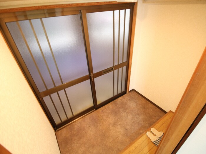 物件内観写真15　(玄関)