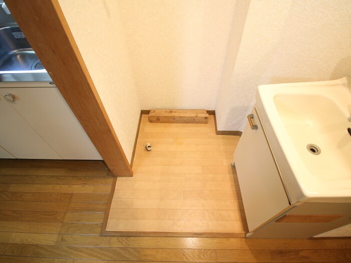 物件内観写真22　(洗濯機置場)