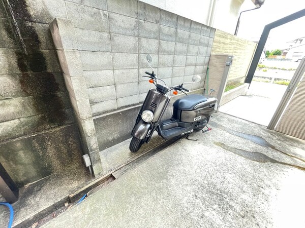 バイク置き場