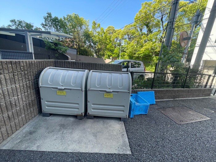 物件外観写真6　(建物設備)