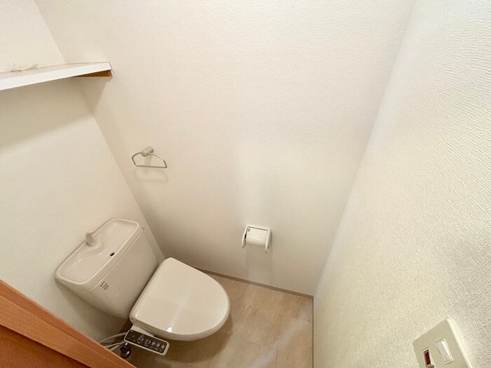 物件内観写真11　(トイレ)