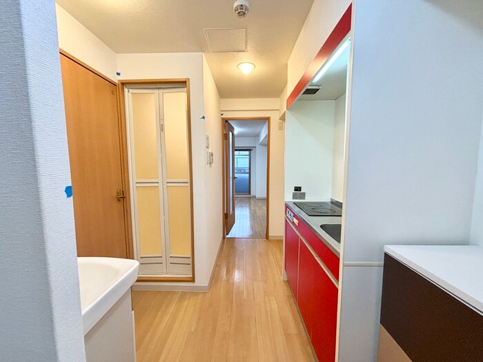 物件内観写真19　(廊下)