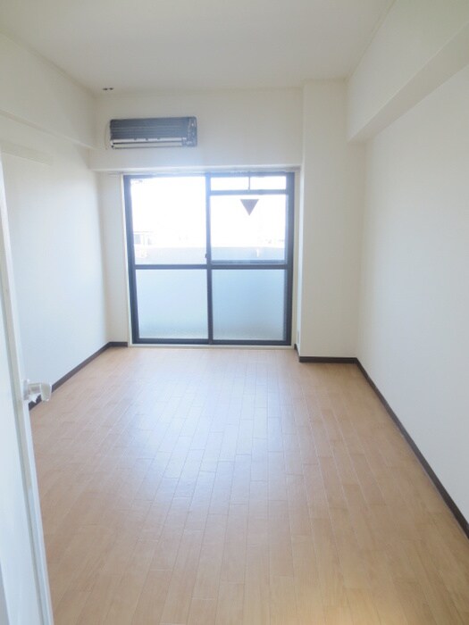 物件内観写真11　(居室)