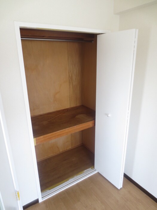 物件内観写真13　(収納)