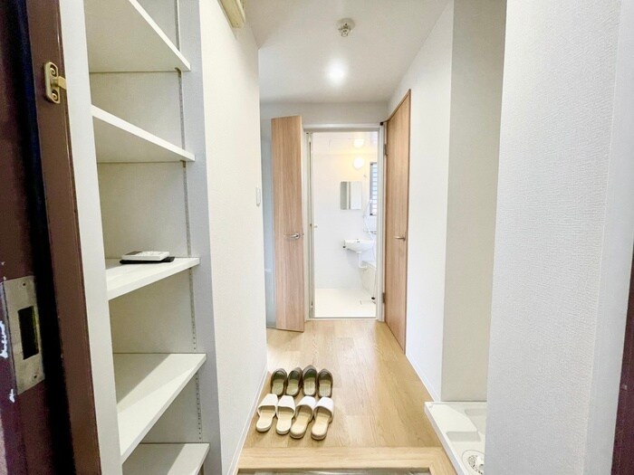 物件内観写真16　(廊下)