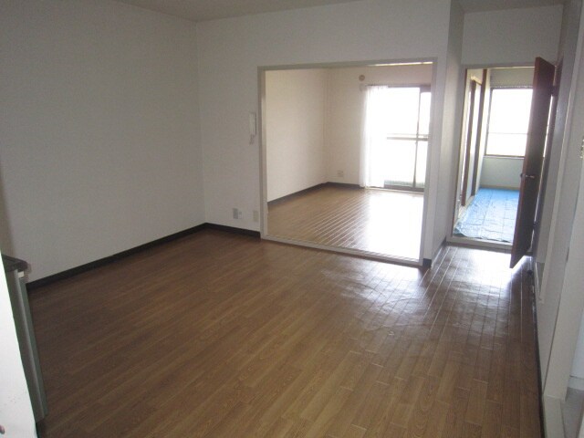 物件内観写真13　(居室)