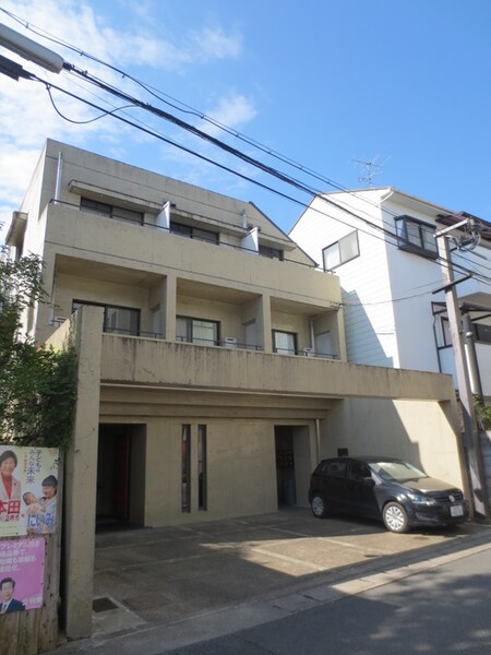 AP812外観写真