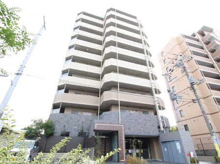 ﾌｧｰｽﾄｽﾃｰｼﾞ江坂広芝町（504）外観写真