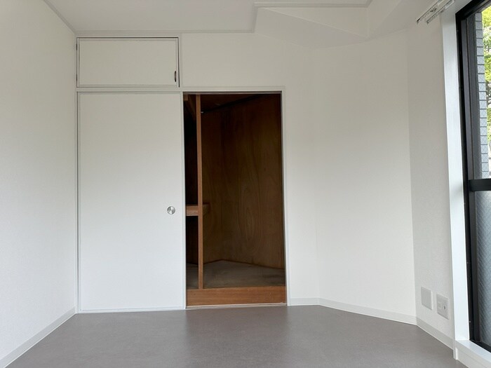 物件内観写真16　(収納)