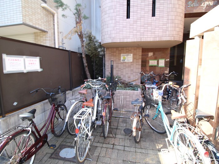 物件外観写真5　(駐輪場)