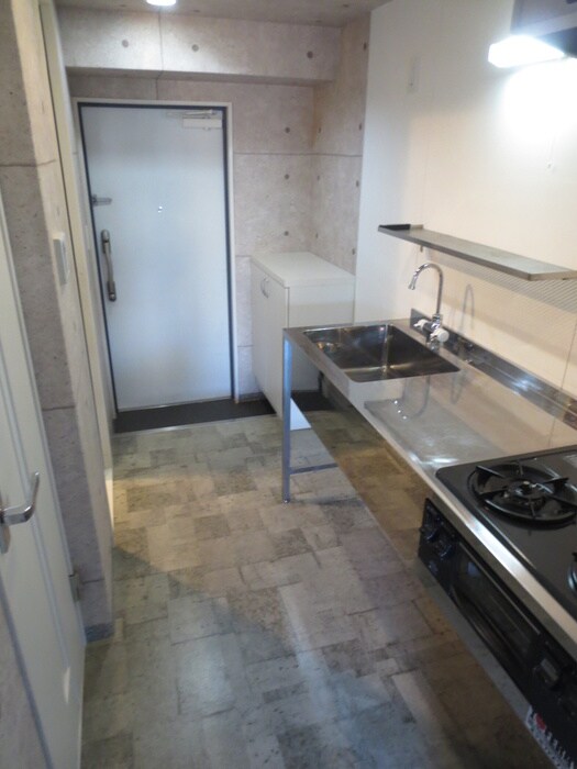 物件内観写真16　(廊下)