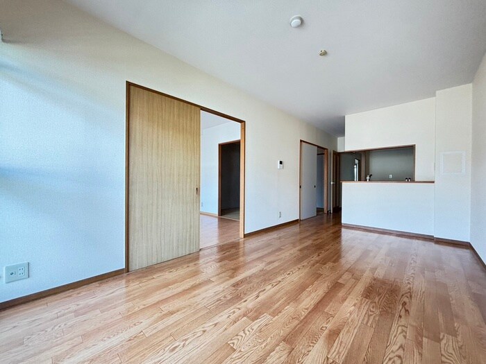 物件内観写真7　(居室)