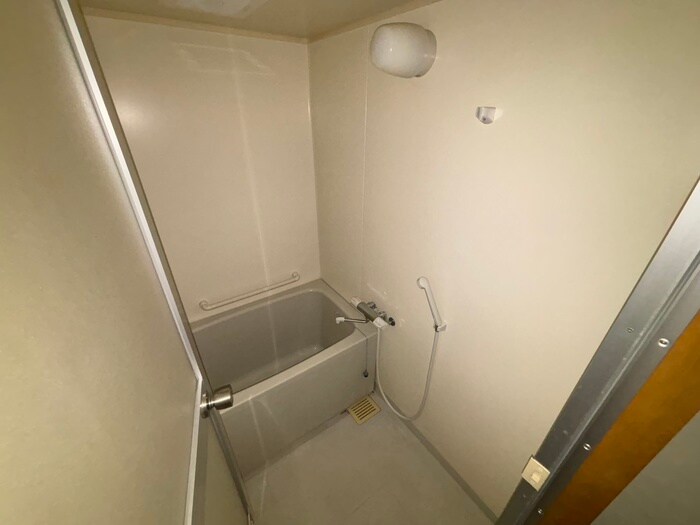 物件内観写真12　(バス／シャワールーム等)
