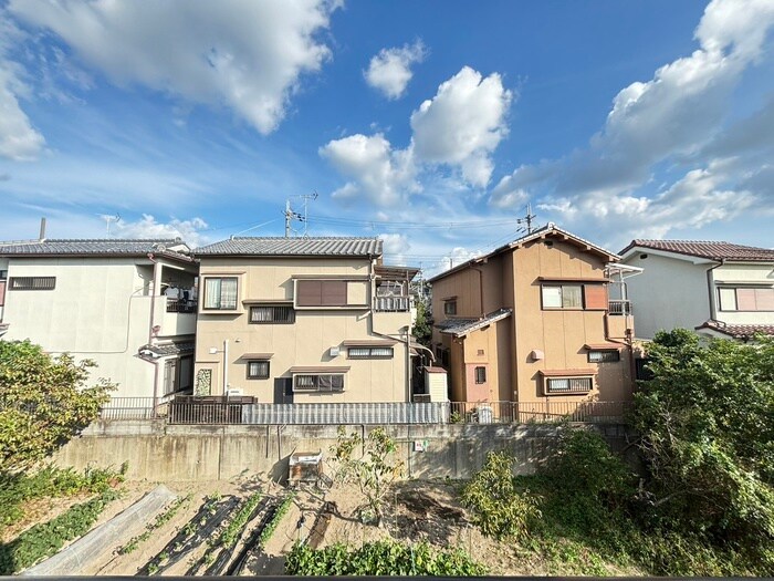 物件内観写真22　(室内からの展望)