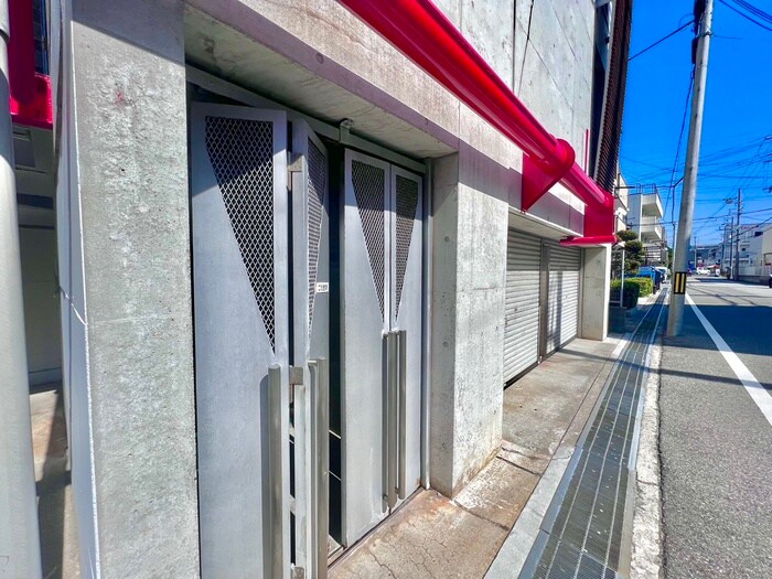 物件外観写真3　(建物設備)