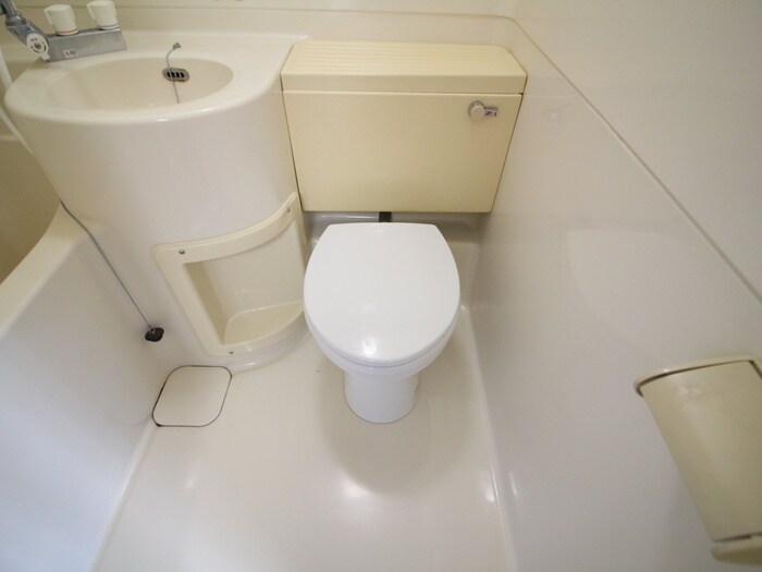 物件内観写真12　(トイレ)