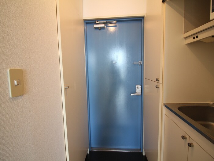 物件内観写真17　(玄関)