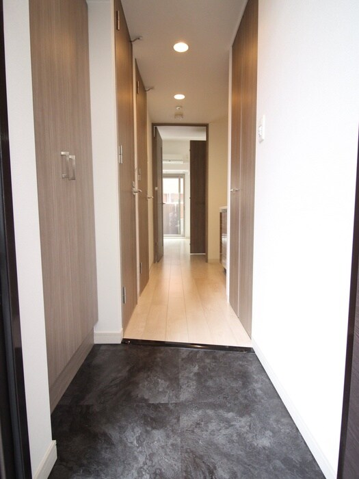 物件内観写真15　(玄関)